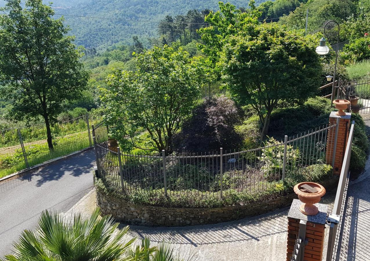 Villa Claudia Quiliano ภายนอก รูปภาพ